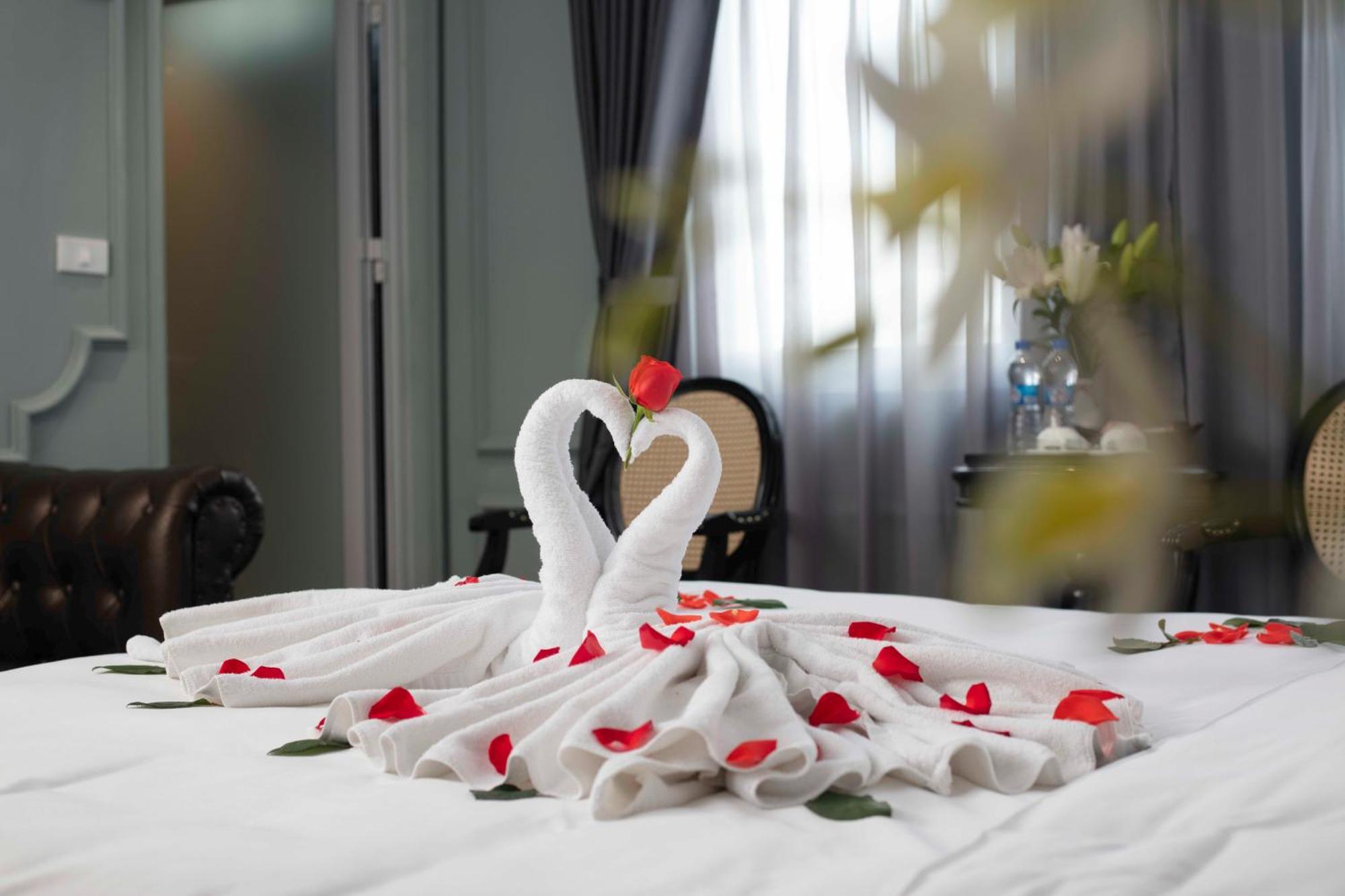 Madelise Amica Hotel And Travel Ανόι Εξωτερικό φωτογραφία